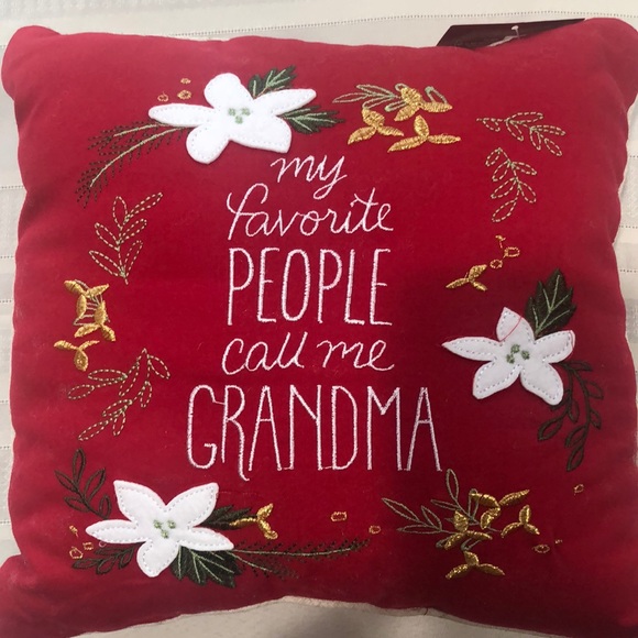 st nicholas square pillows